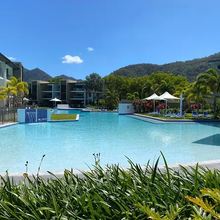 Blue On Blue Deluxe King Or Twin Room, Steps From Ferry, Amazing Pool, Wifi Nelly Bay Exterior photo