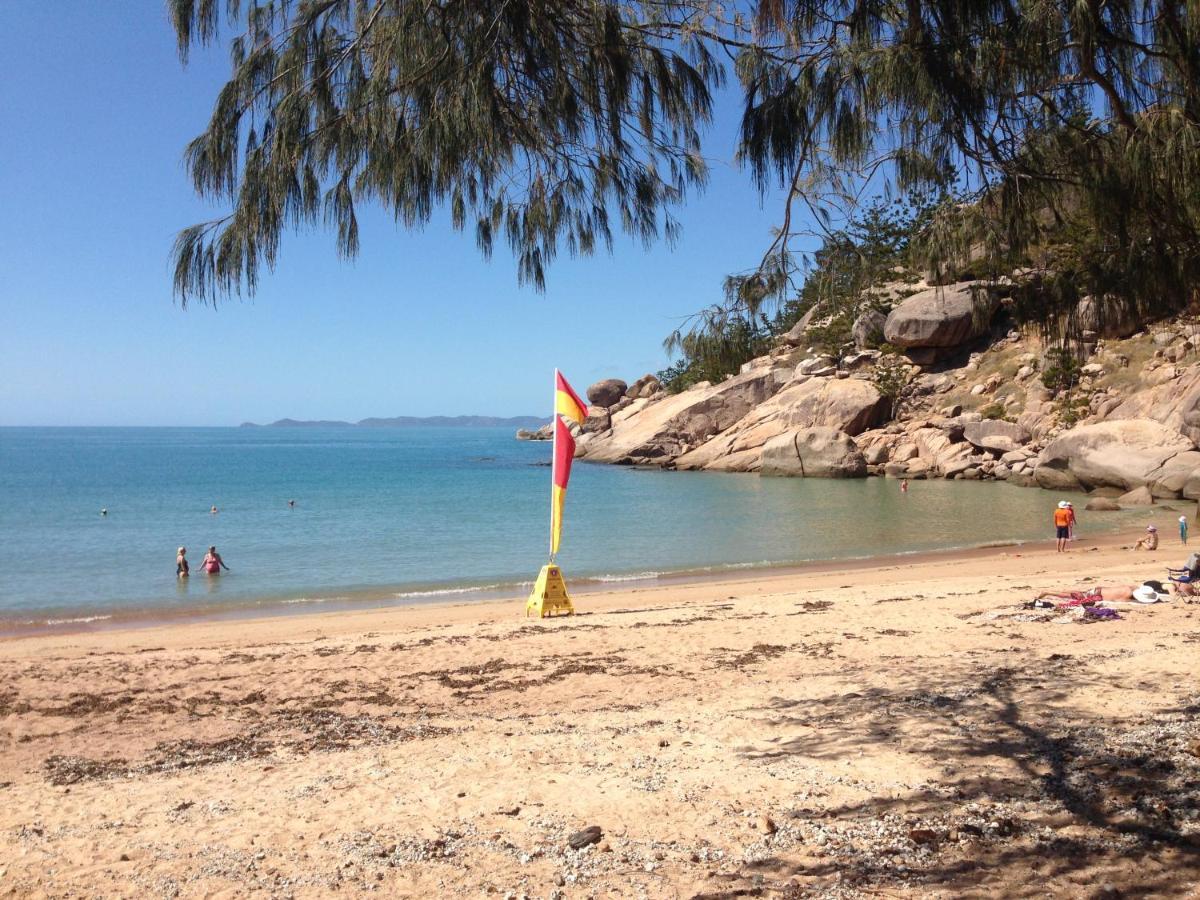 Blue On Blue Deluxe King Or Twin Room, Steps From Ferry, Amazing Pool, Wifi Apartment *